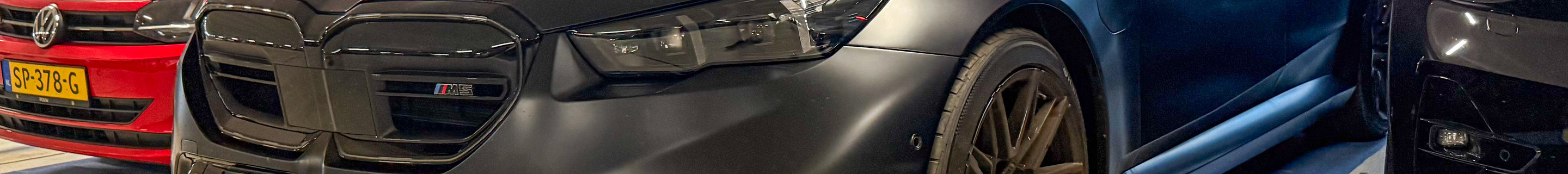 BMW M5 G90