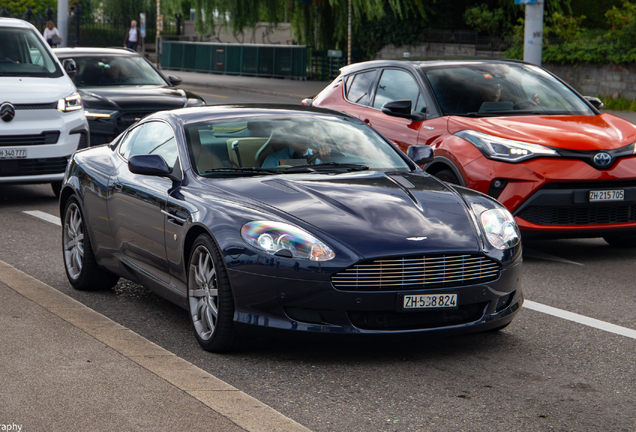 Aston Martin DB9