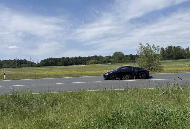 Audi R8 2013
