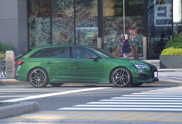 Audi RS4 Avant B9
