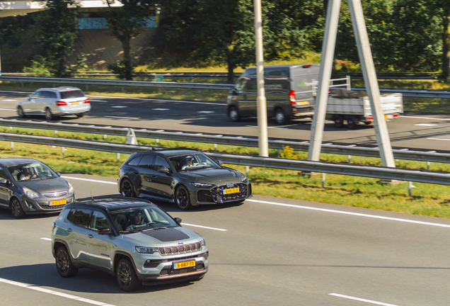 Audi RS5 Avant B10