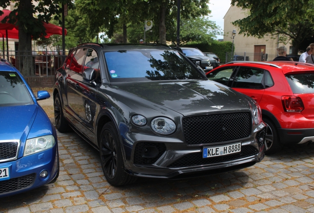 Bentley Bentayga V8 2021