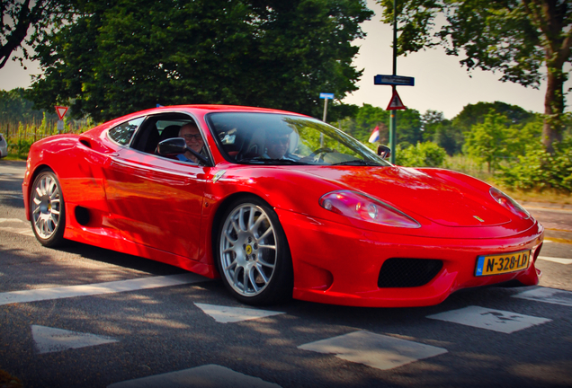 Ferrari Challenge Stradale