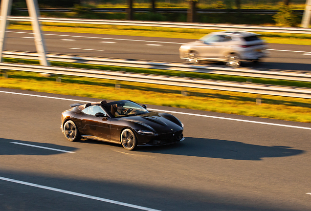 Ferrari Roma Spider