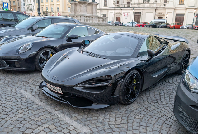 McLaren 765LT