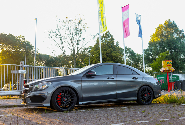 Mercedes-Benz CLA 45 AMG Edition 1 C117