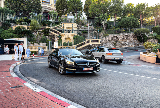 Mercedes-Benz SL 63 AMG R231
