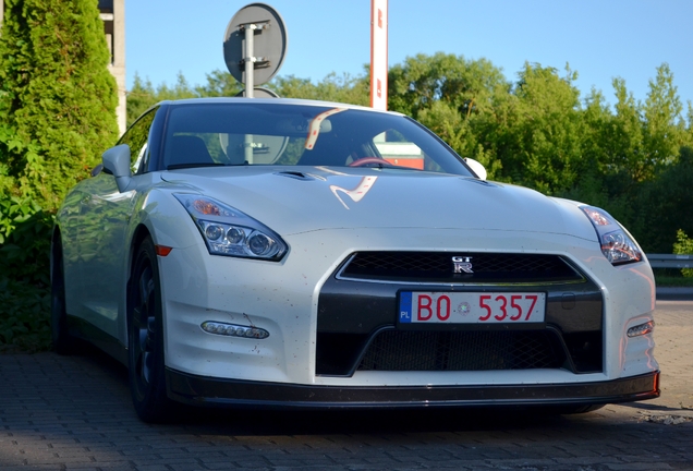 Nissan GT-R 2014