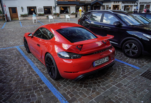Porsche 718 Cayman GT4
