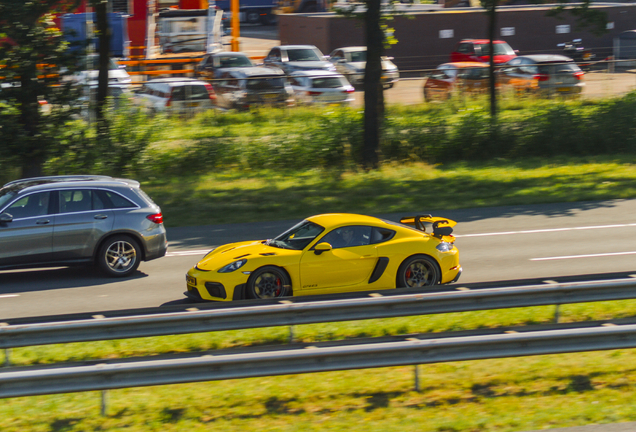Porsche 718 Cayman GT4 RS