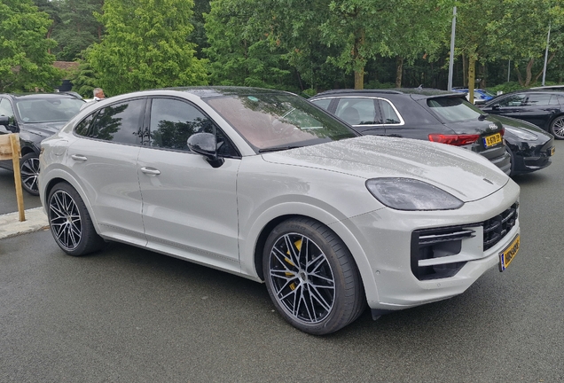 Porsche Cayenne Coupé Turbo E-Hybrid
