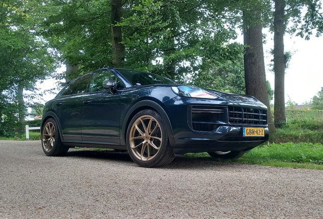 Porsche Cayenne Coupé Turbo E-Hybrid