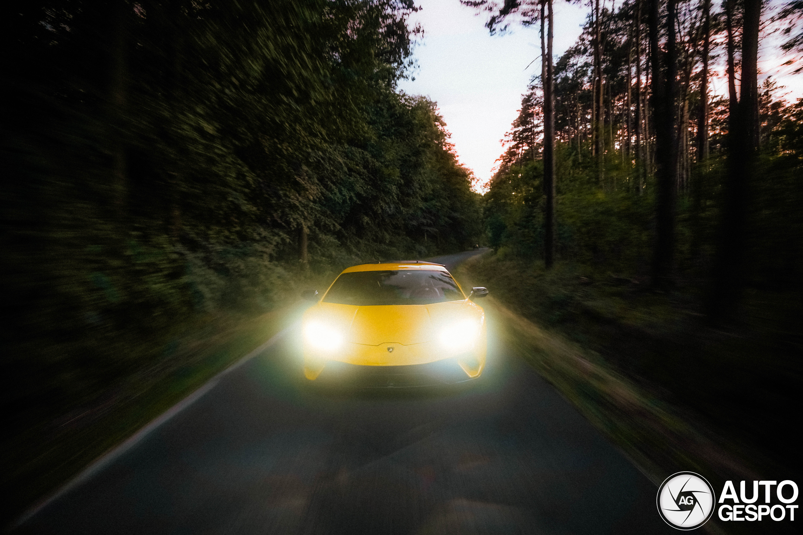 Lamborghini Huracán LP640-4 Performante
