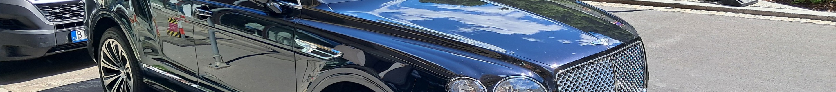 Bentley Bentayga V8 2021
