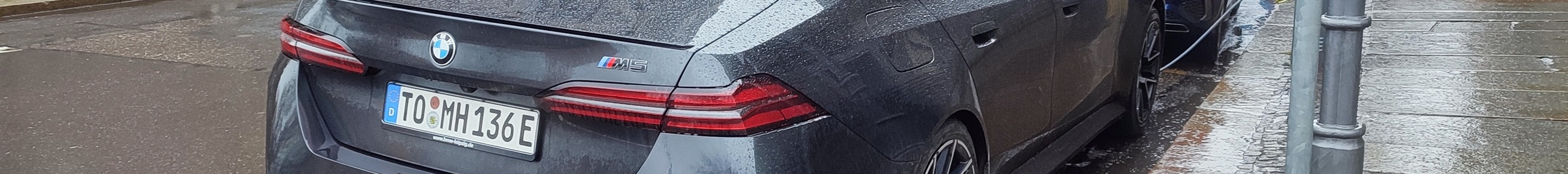 BMW M5 G90
