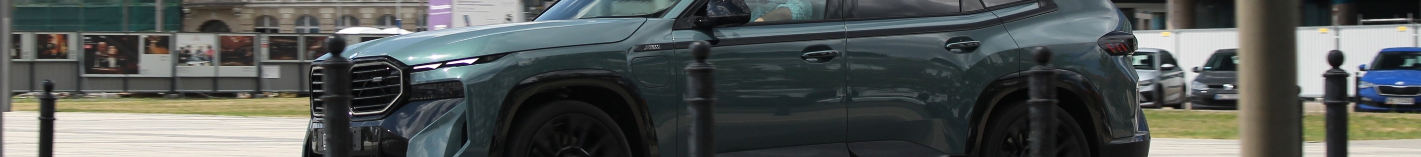 BMW XM G09