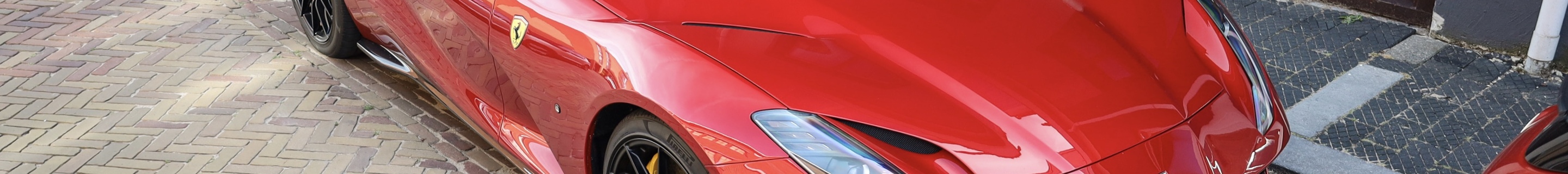 Ferrari 812 GTS