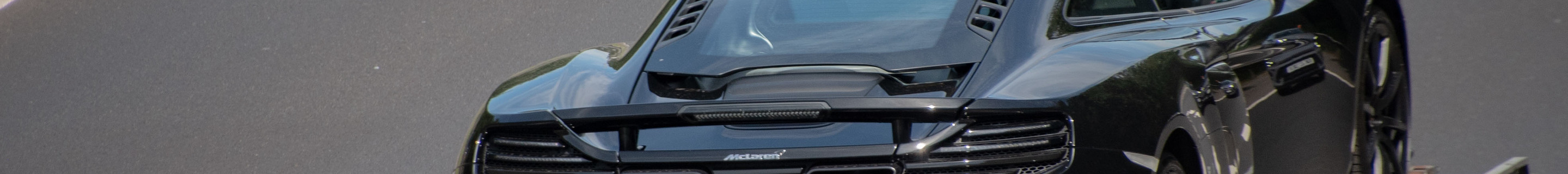 McLaren 650S