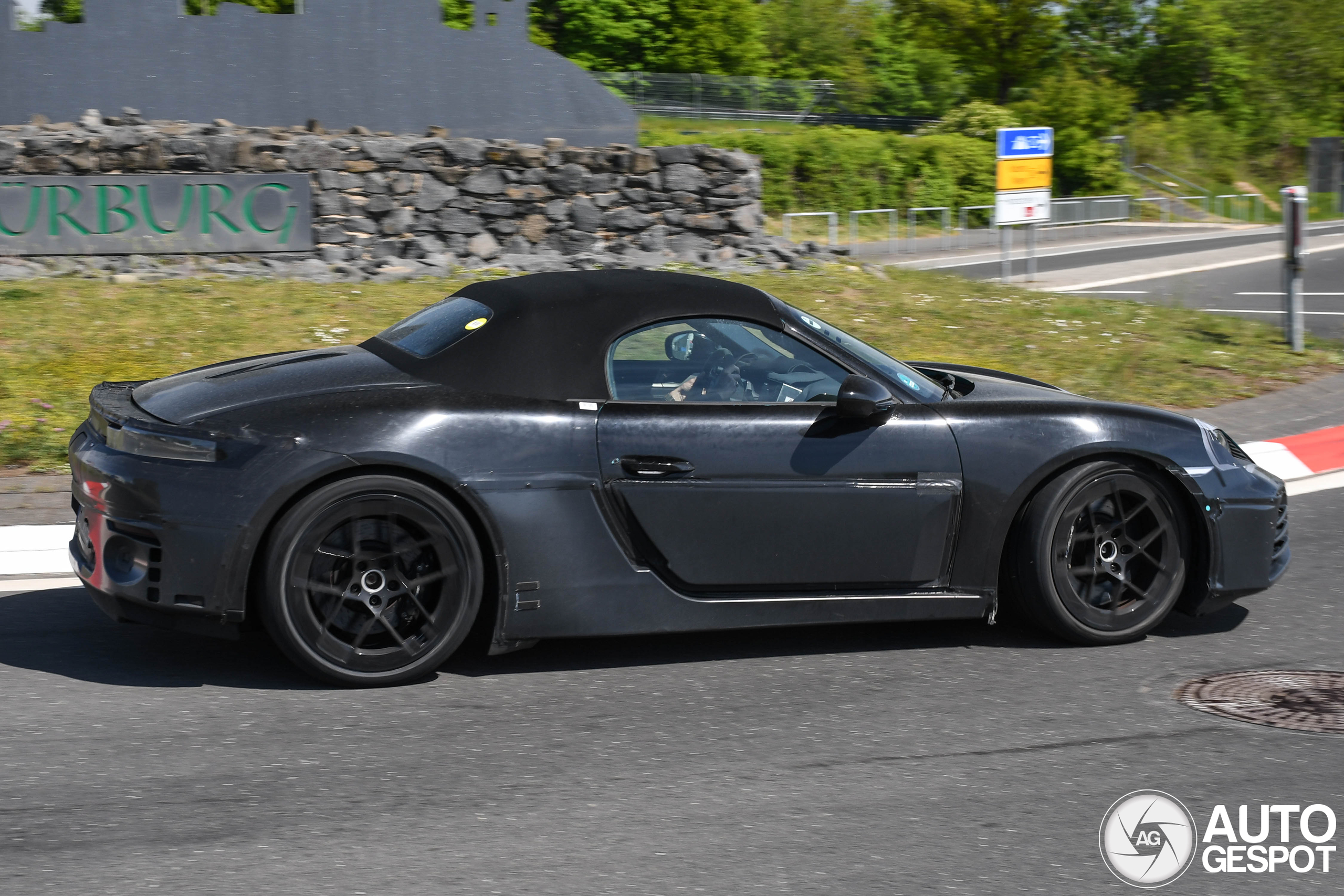 Porsche 718 boxster ev