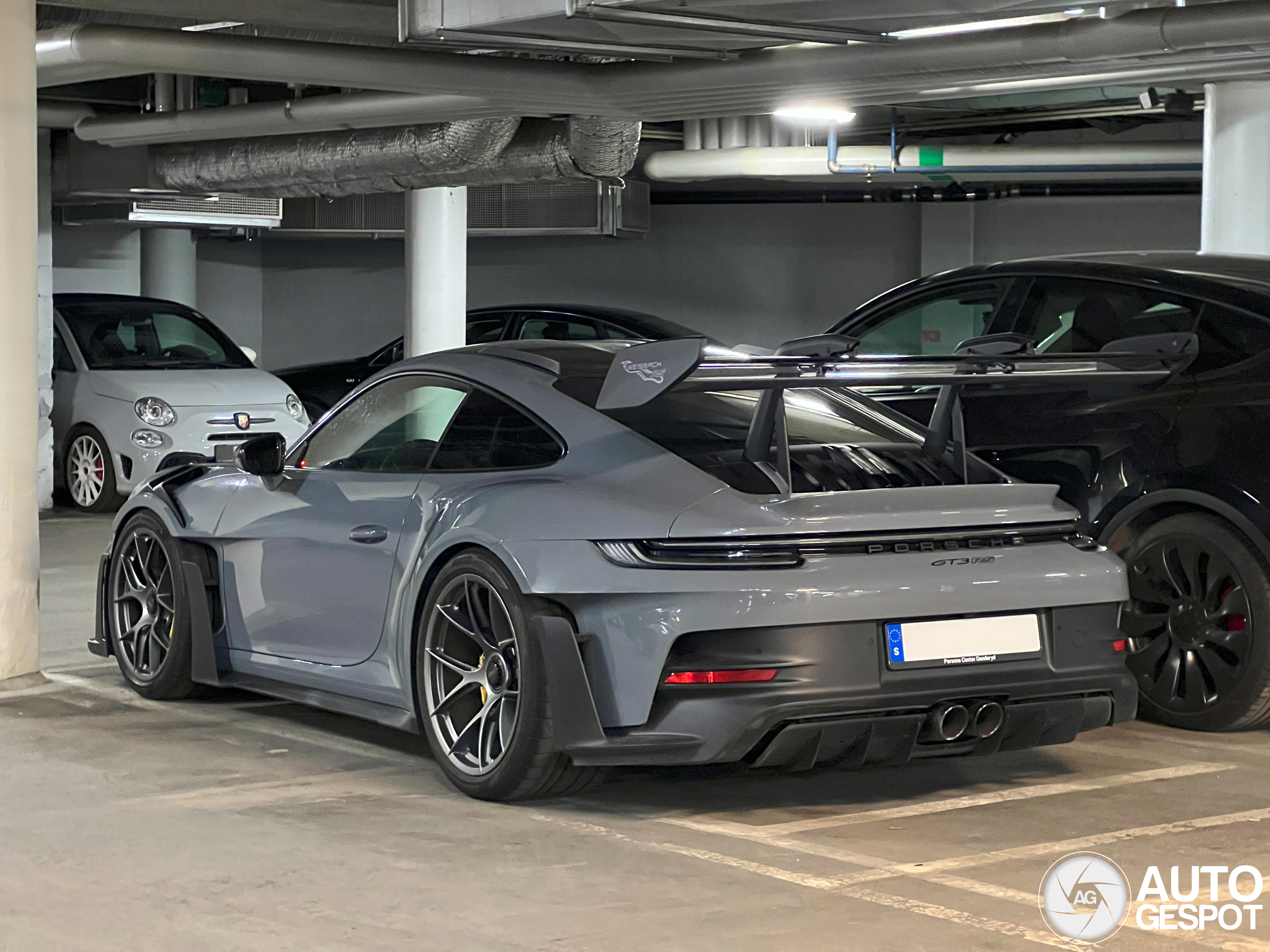 Porsche 992 GT3 RS MkI Weissach Package