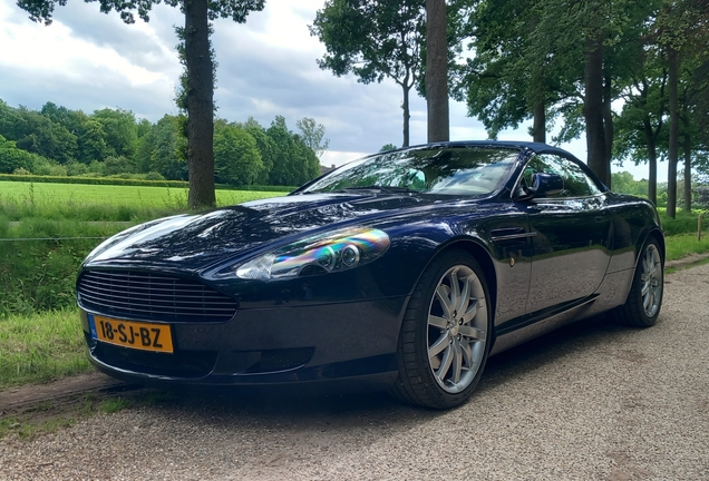 Aston Martin DB9 Volante