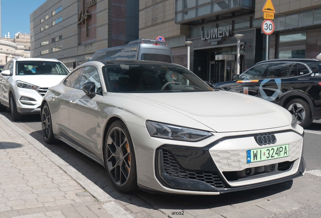 Audi RS E-Tron GT 2025