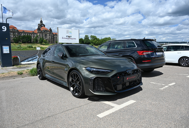 Audi RS5 Avant B10