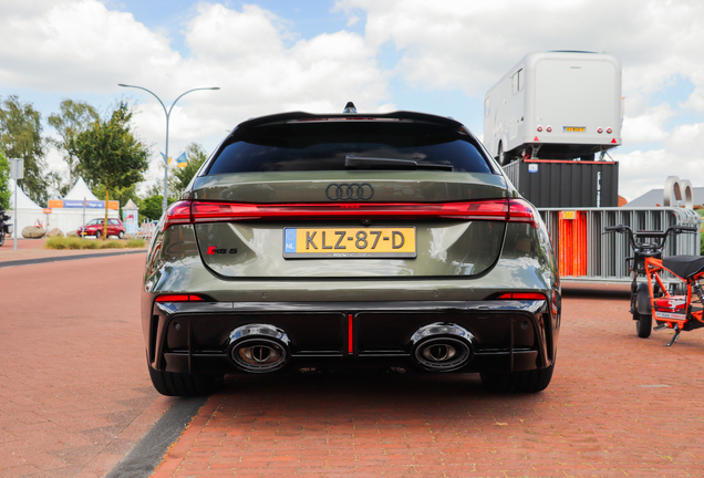 Audi RS5 Avant B10
