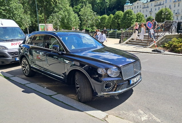 Bentley Bentayga V8 2021