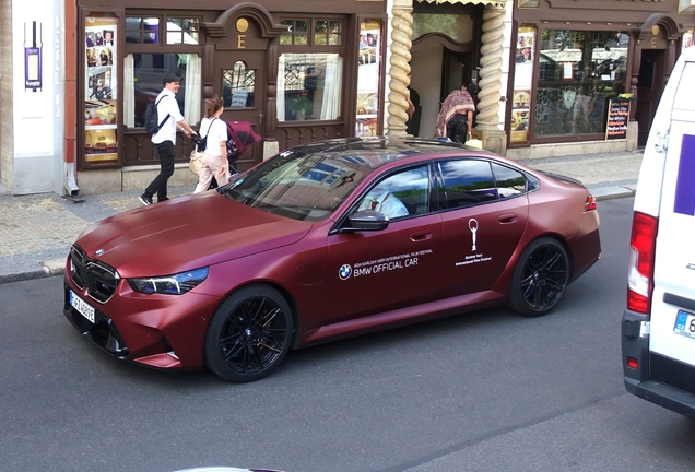 BMW M5 G90