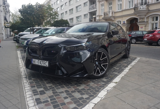 BMW M5 G90