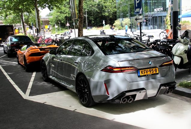 BMW M5 G90