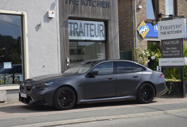 BMW M5 G90