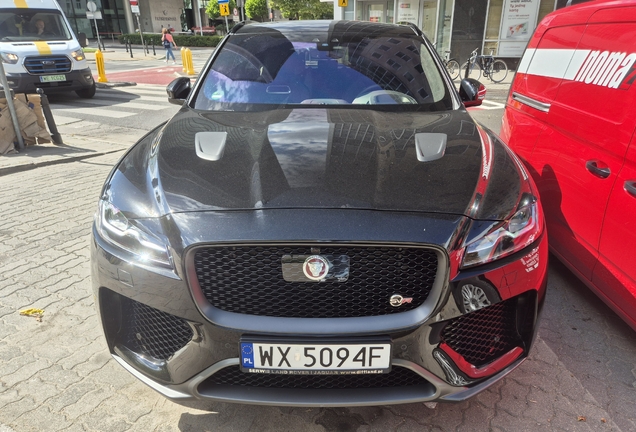 Jaguar F-PACE SVR