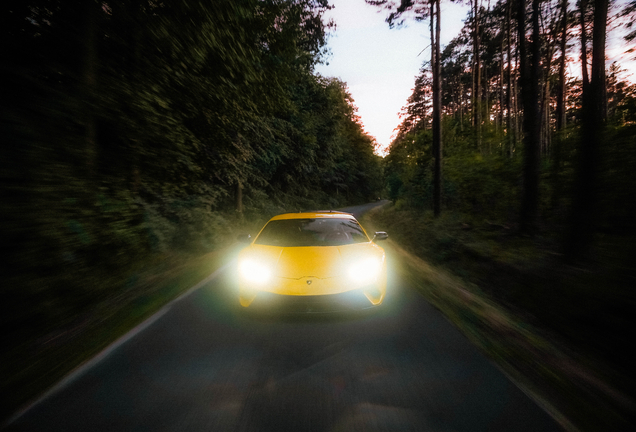 Lamborghini Huracán LP640-4 Performante