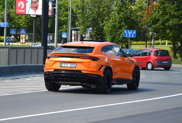 Lamborghini Urus S