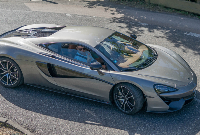 McLaren 570S