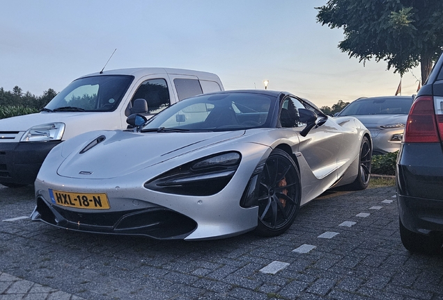 McLaren 720S Spider