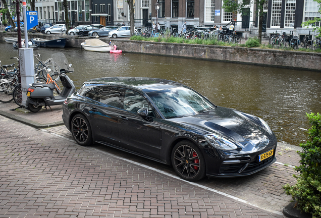 Porsche 971 Panamera Turbo Sport Turismo