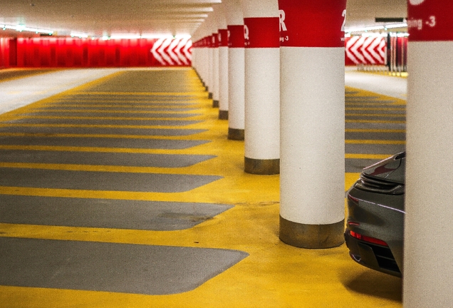 Porsche 992 Carrera 4S MkI