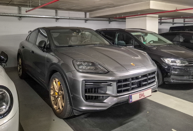 Porsche Cayenne Coupé Turbo E-Hybrid
