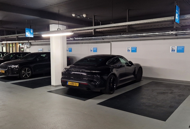 Porsche Taycan Turbo MkI