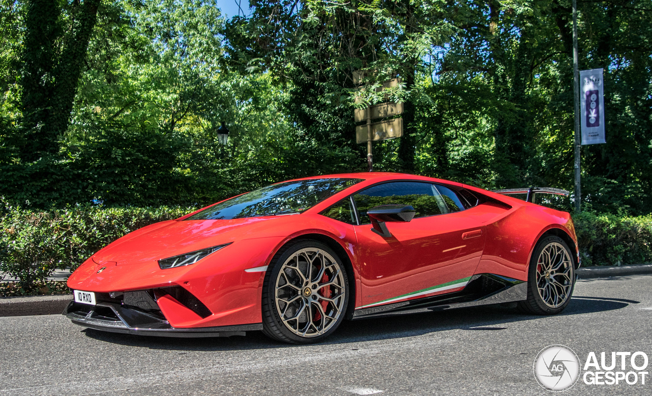 Lamborghini Huracán LP640-4 Performante
