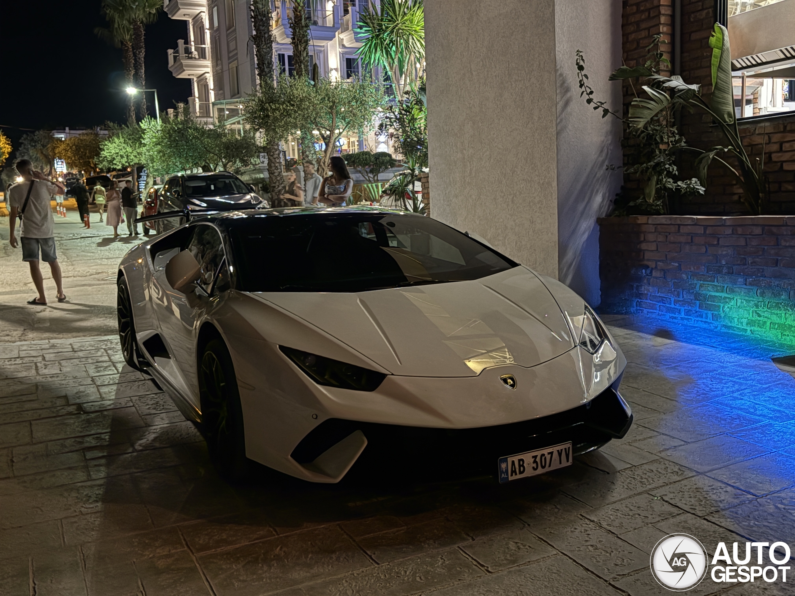 Lamborghini Huracán LP640-4 Performante