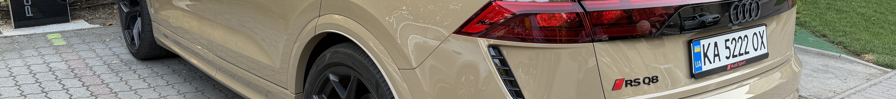 Audi RS Q8 2024