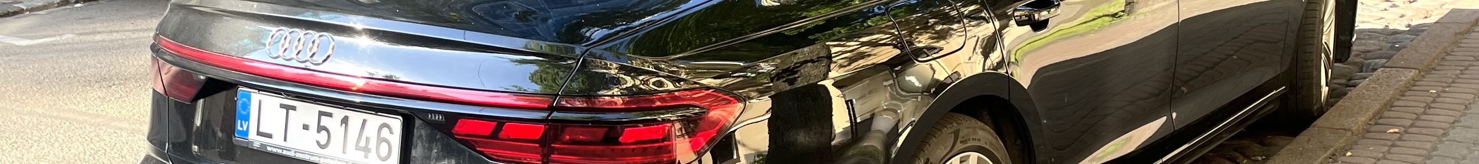 Audi S8 D5