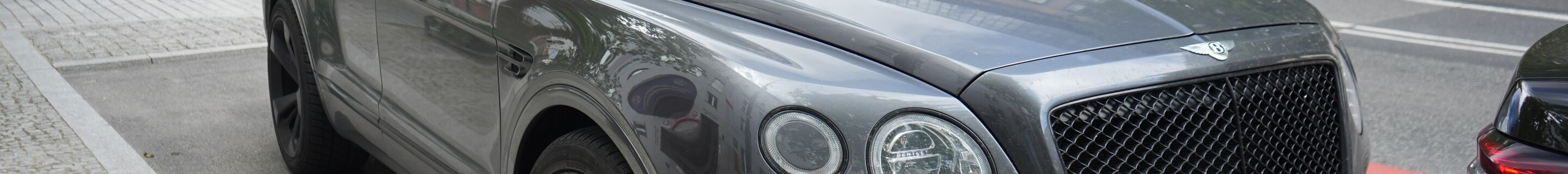 Bentley Bentayga V8