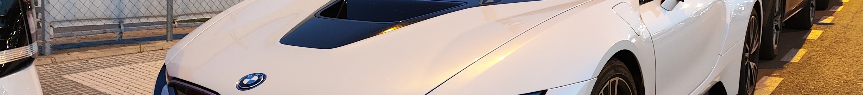 BMW i8