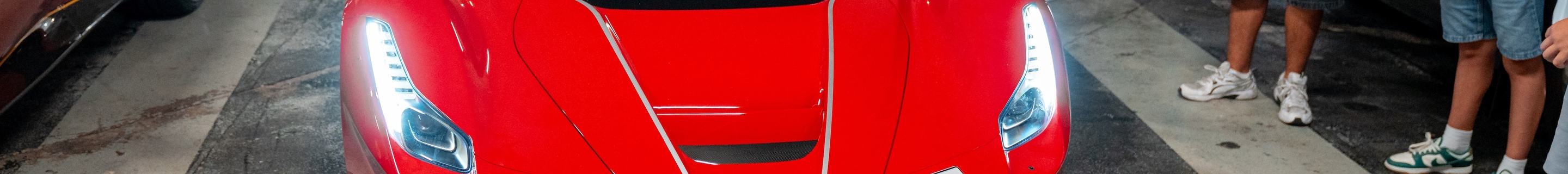 Ferrari LaFerrari Aperta