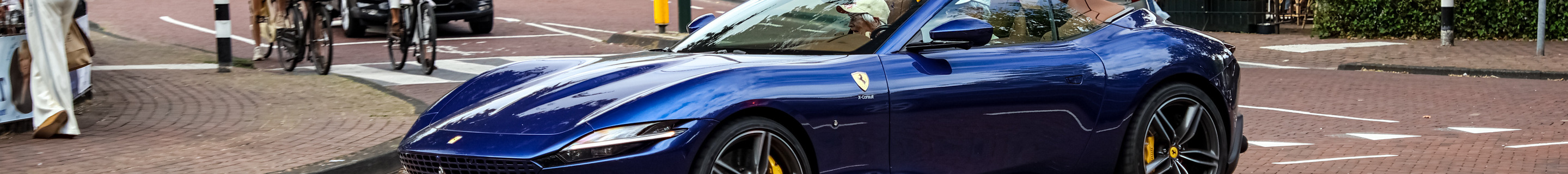 Ferrari Roma Spider